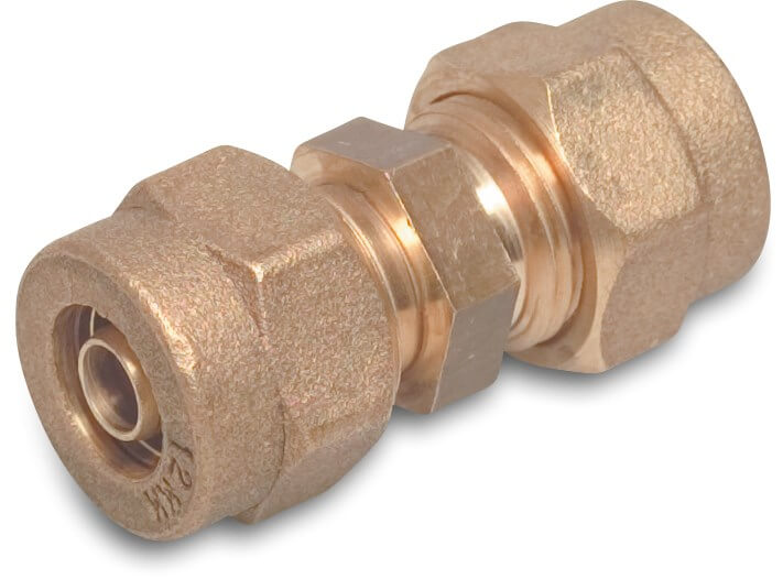 Socket brass 18 mm compression