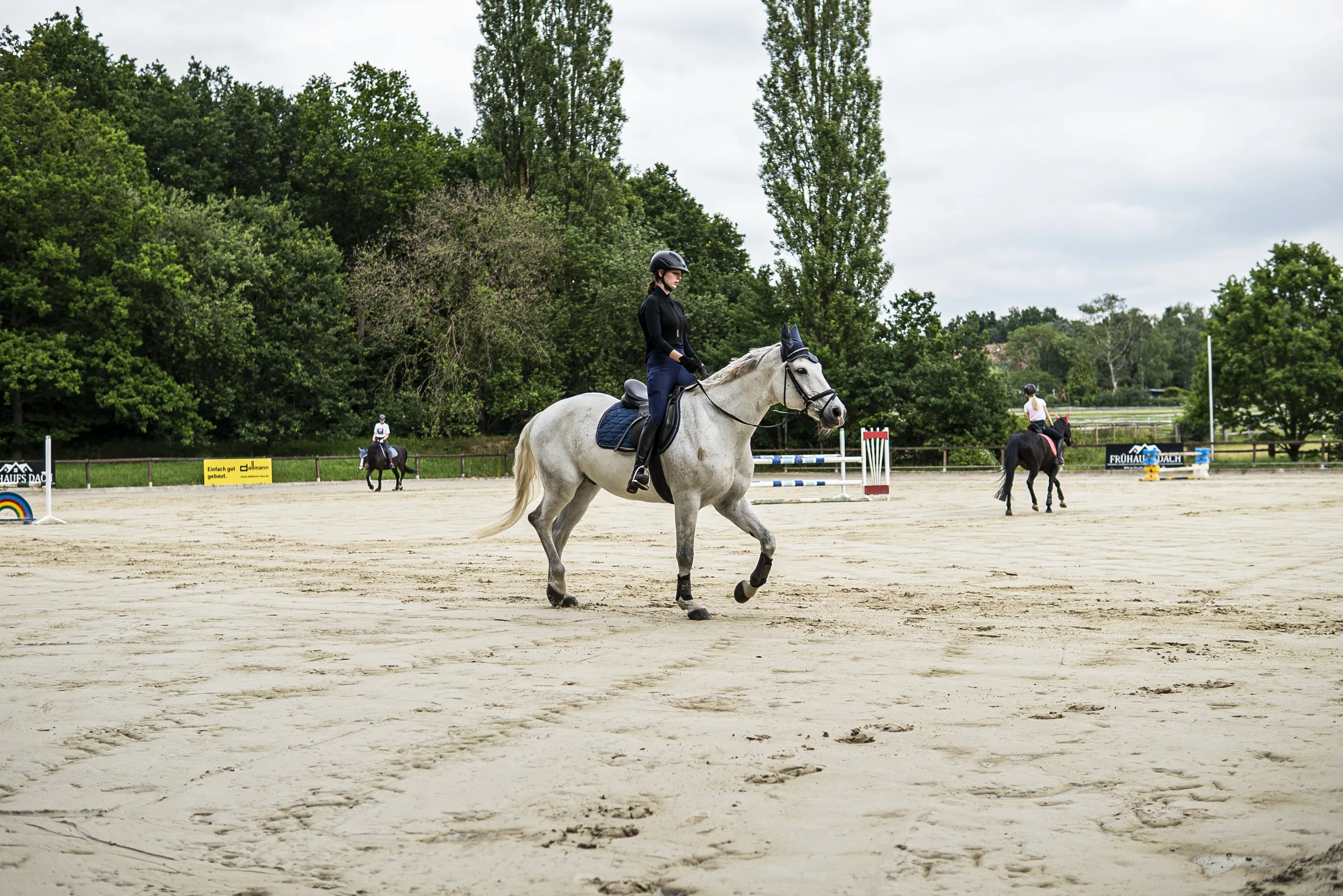 Reitplatz-bewässerung
