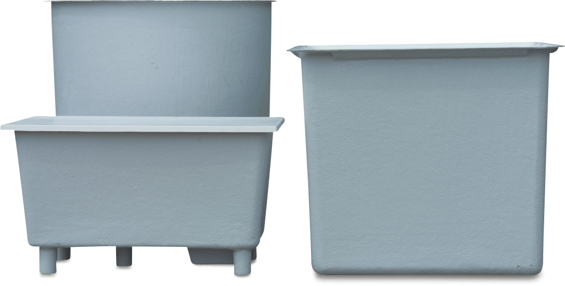 Polyester storage tanks