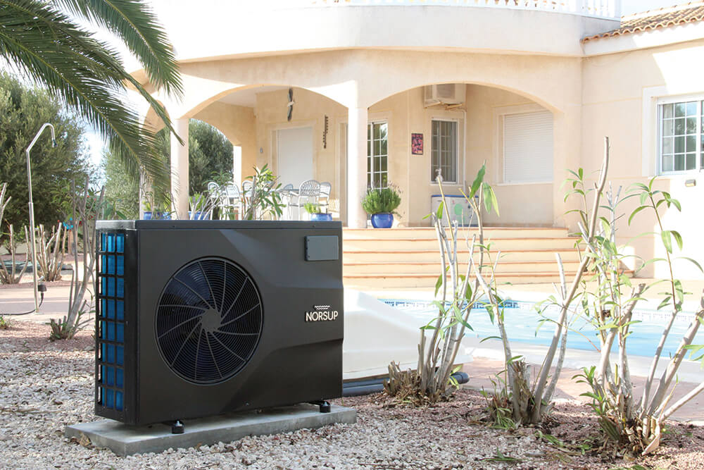 Maximise Pool Comfort and Efficiency: Why Recommend Heat Pumps to Your Customers
